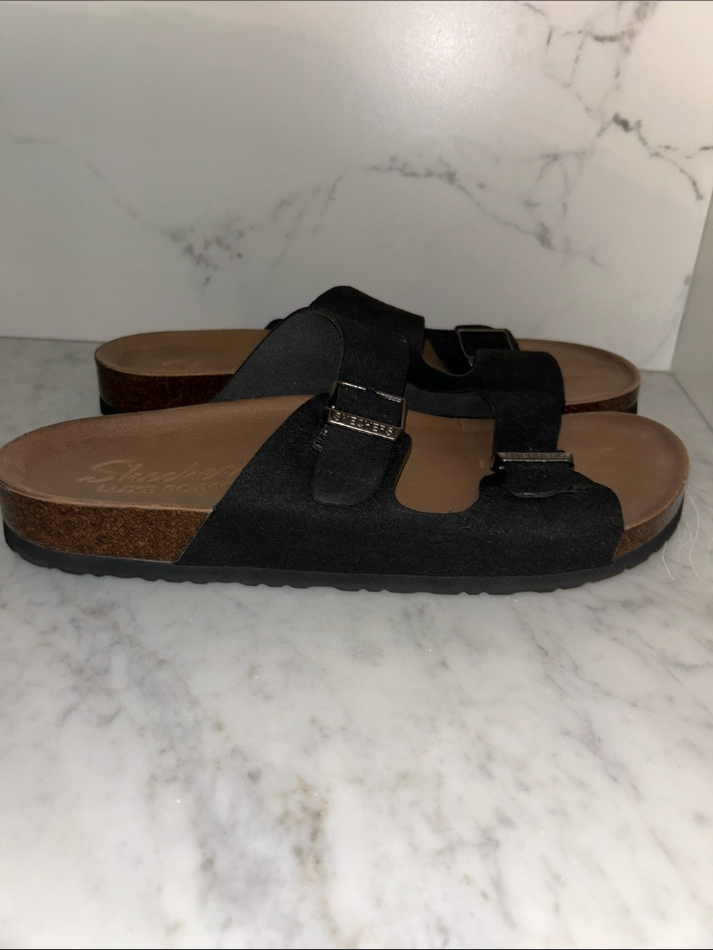 New 45Skechers Luxe Foam Double Buckle Slide Sandals Black & Brown women’s 10